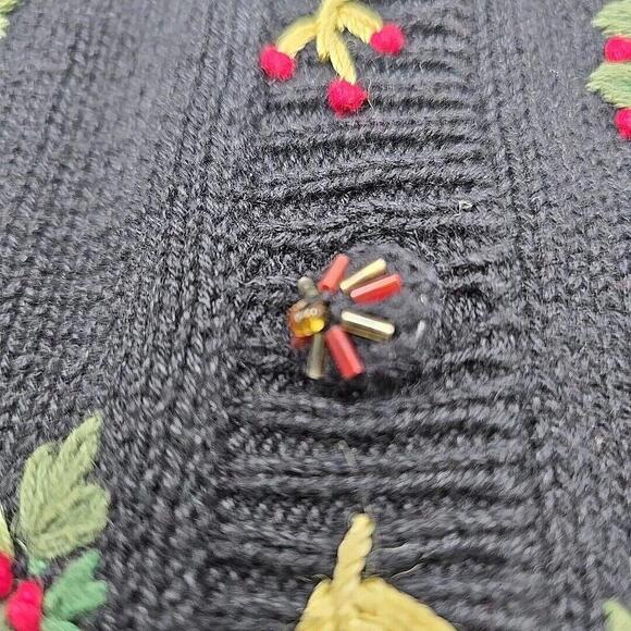 Casual Corner Ugly Christmas Embroidered Beaded Button Up Cardigan Sweater PS‎ - Picture 9 of 16